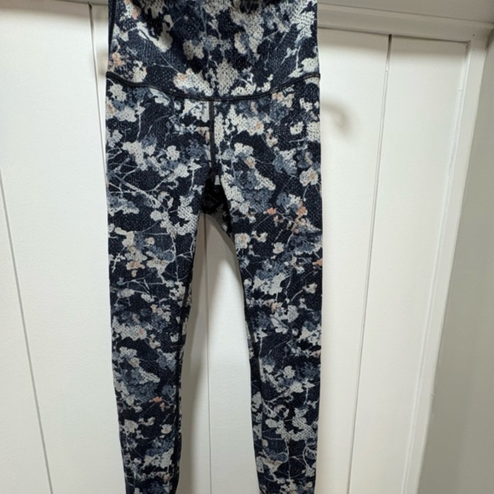 Lululemon Wunder Under Hi-Rise Tight 28 Inch In Spring Bloom Multi Size 4